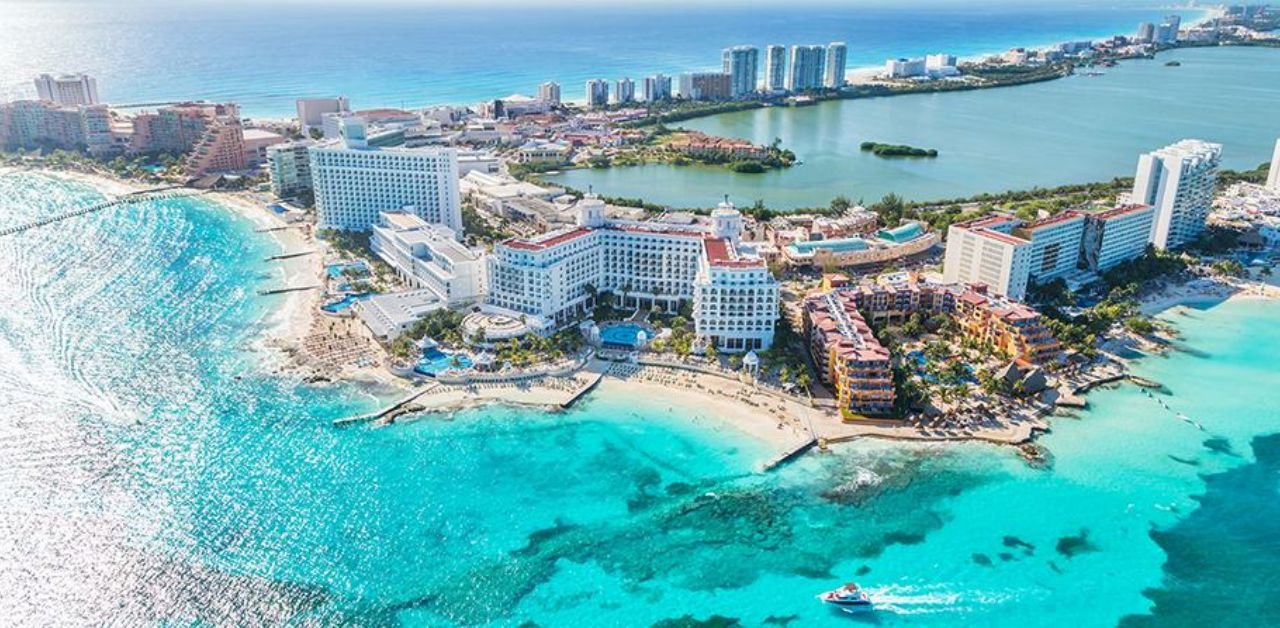 Spirit Airlines Cancún Office in Mexico