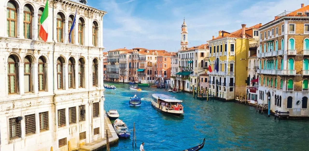 Qantas Airways Venice Office